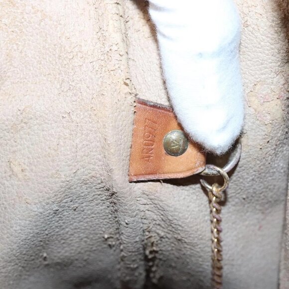 LOUIS VUITTON Monogram Bucket GM Shoulder Bag M42236 LV Auth 128384 - Picture 9 of 15